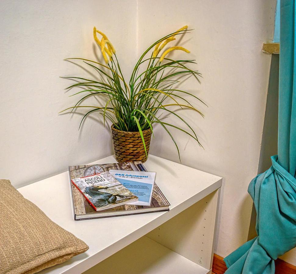 Aduepassi Bed and Breakfast Ascoli Piceno Exteriör bild