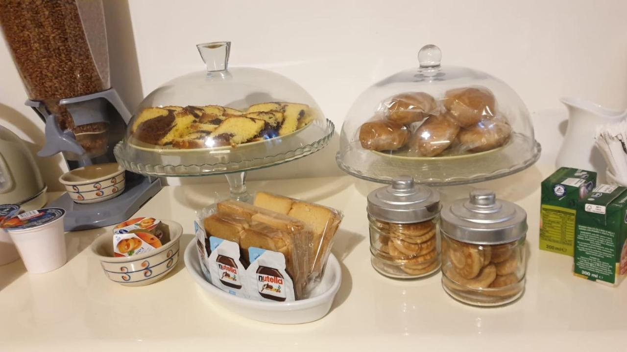 Aduepassi Bed and Breakfast Ascoli Piceno Exteriör bild